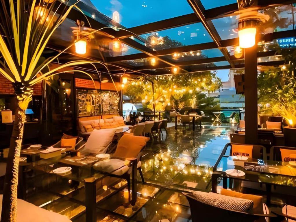 Letana Hotel Samuprakarn Bangkok Exterior foto